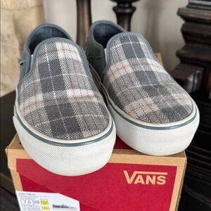 Vans Gray Plaid Slip-On Sneakers Womens Size 7